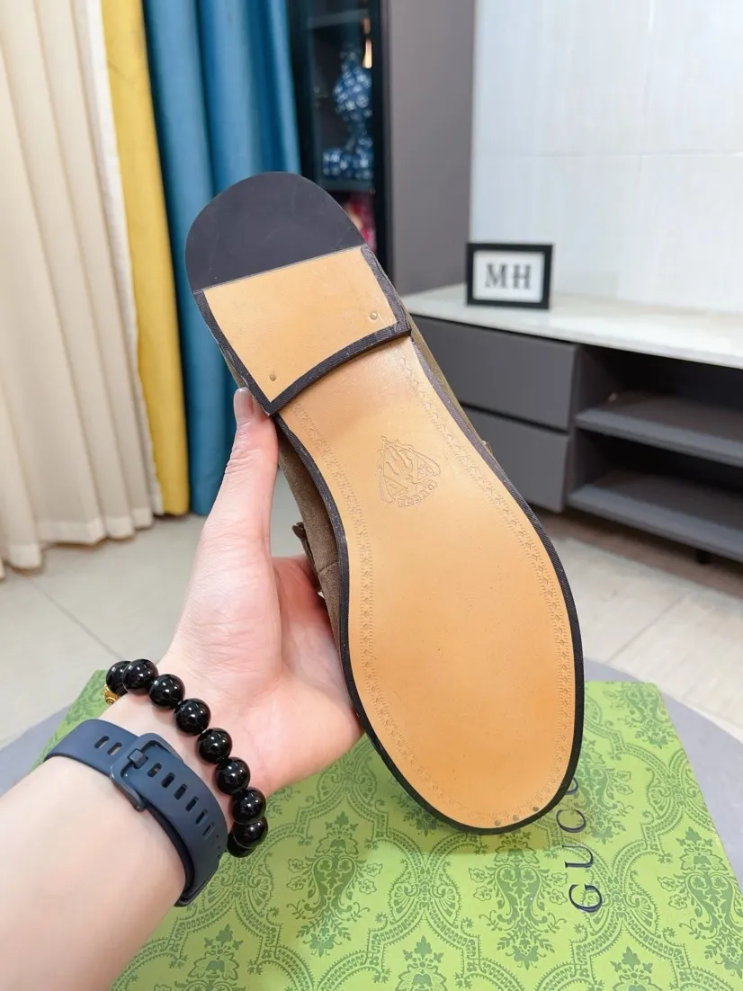Men's Men's Shoes💰560🌹🌹[GUCCI] Gucci leather shoes are the most popular classic. Synchronized with the official website, the upper is made of Italian first-layer cowhide ➕cowhide lining, with unique brand and unique craftsmanship. Highlighting the hot style of the new year. Stop hesitating, stop wandering, get it now. Number: 38--44